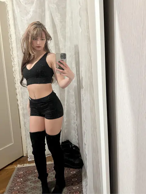gym fit with knee socks🖤