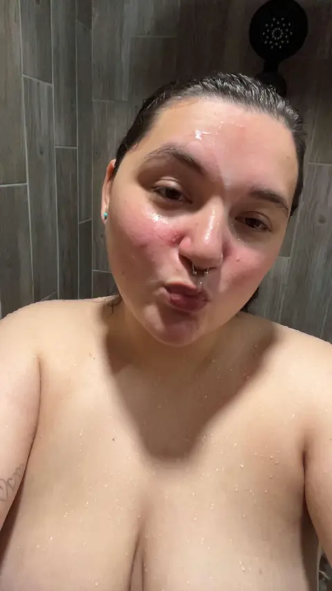 Mommy needs more loads 🥵🤤