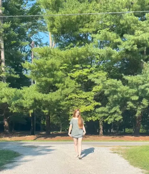 The neighbors love when I greet them home