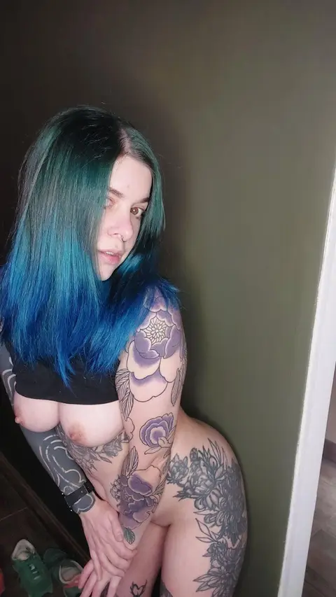 Inked and flirty