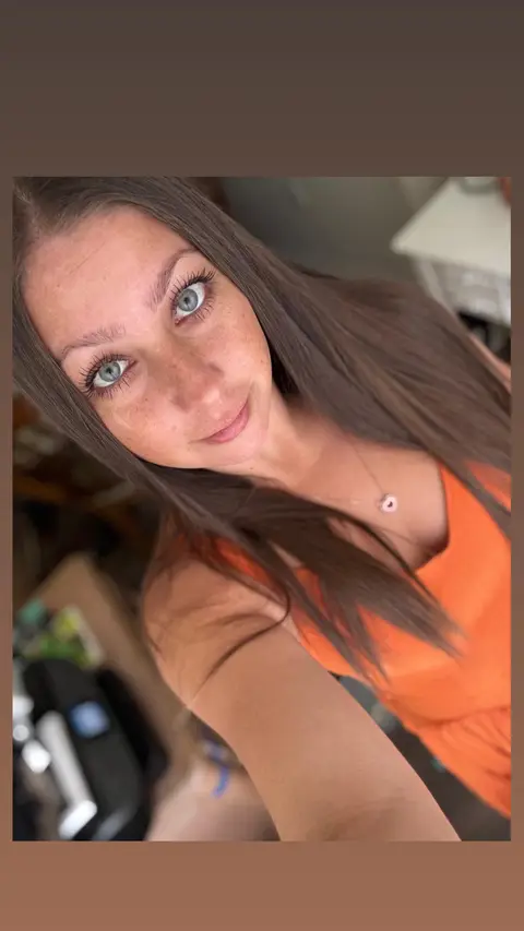 Orange is definitely a fav color of mine.